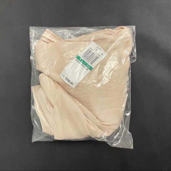 NWT✨ FRAME Pleat Keyhole Blouse - Picture 10 of 10